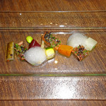 レゾナンス - ライム・ジュースの泡が前菜を飾ります