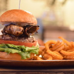 ヒッチ ハイカーズ バーガー スタンド - 