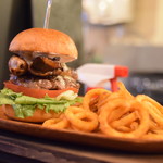 ヒッチ ハイカーズ バーガー スタンド - 