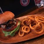 ヒッチ ハイカーズ バーガー スタンド - 