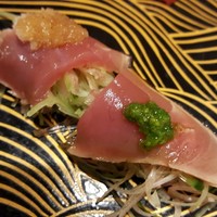 すし縁 - 鰹の茗荷と胡瓜巻き