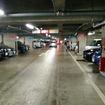 家系ラーメン クックら - 奥に長い駐車場です。