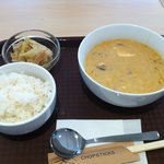 ミニョン - 本日のスープセット（６８０円）小鉢一品付、自家製無添加全粒粉入りのパンｏｒライス付
