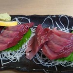 海鮮お食事処 銀蔵 - 新鮮生かつお造り(税込み980円)