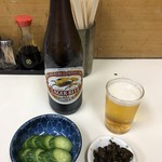 Tenfusa - まずは一杯。この糠漬けが旨い！