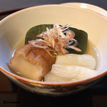 御料理 寺沢 - 賀茂茄子､白芋茎､粟麩､茗荷