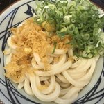 丸亀製麺 - ぶっかけうどんの冷の並。
            税込290円。
            美味し。