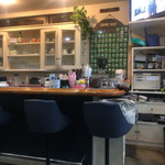 トニー - 店内カウンター