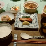 割烹旅館 湯の花荘 - 