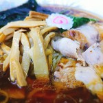 青島食堂 - 青島ラーメン大盛り@\850+メンマ100円増し