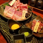 秋田牛玄亭 駅前本店 - 特選ロース定食の肉と薬味
