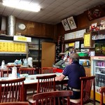 みやもと食堂 - お店の中の様子