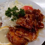 みやもと食堂 - 焼肉アップ 量的にはやや控えめかな。