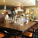 ラ フィーリア デル プレジデンテ - 1階カウンター