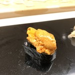 鮨おばな - ムラサキ雲丹（函館・橘水産）
      