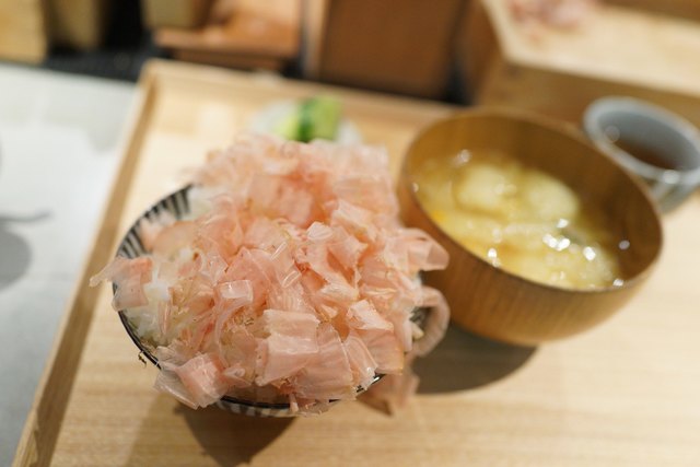 食堂 かつお