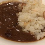 レストラン ル・カフェ - ガーリックライスとカレー