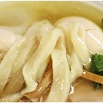 ごんぶと！このぶっとい麺がまためっちゃ美味いのです♪