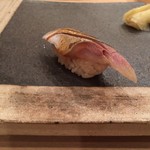 寿し ひでたか - 寝かせた秋刀魚