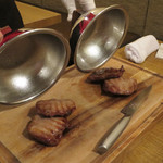 お肉屋 けいすけ 三男坊 - 厚切り牛タン