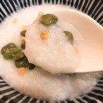 奥泉 - 【2018年09月】9月限定：えだ豆(茶豆)とハトムギのおかゆ(小サイズ)＋水餃子(4個)セットの、おかゆアップ。