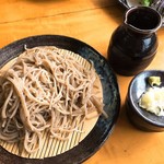 そば処 平石亭 - 源流ざるそば(600円)＋大盛り(100円)