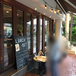 カスターニエ　軽井沢ローストチキン - 店舗外観2018年9月