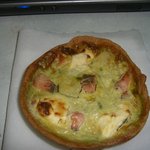 パネ・ポルチーニ - サーモンとほうれん草のキッシュ　再訪