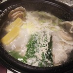 湯涌温泉 湯の出旅館 - ノドグロと蛤の塩麹鍋