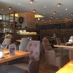 92800573 - 2018年9月。