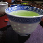 日本茶喫茶・蔵のギャラリー 棗 - 茶碗には透かしが