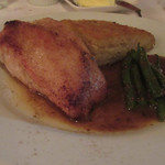 ブション - 若鶏胸肉のフォワグラ詰め　粒マスタードソース