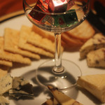 浪漫酒場 電氣ブラン - チーズ盛り合わせ
