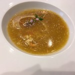 香港酒家 礼邑門 - ・ふかひれと蟹のスープ
