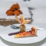 レストラン クレッセント - 焼き立て蜂蜜のマドレーヌ、プティフール