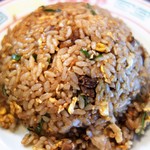 新福菜館 - 真っ黒チャーハン