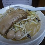 ラーメン 満力 - 鶉の卵２個入りです