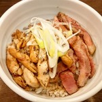 ラーメン翼 - チャーシュー丼(300円)