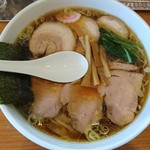 手打中華　とら屋 - 焼豚ワンタン麺1080+大盛180=1260円(*_*)