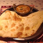 金属製食器が雰囲気ある〜