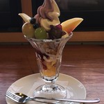 HATAKE STYLE 上山本店 - 巨峰ソフトクリームもおいしぃ