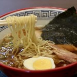 季の邸 鍋田川 - 麺リフト