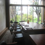 マルタ - 庭と手前のテーブル