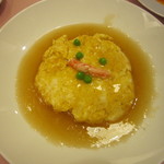中華料理　錦楽 - かに玉丼（天津飯）