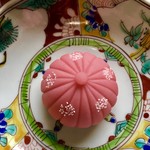 虎屋菓寮 - 「菊の露」