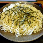 そば処 大和 - ざるラーメンの麺のアップ
