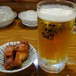 Taishuusakaba Gachiya - 生ビールと付だし