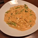 Trattoria L'arche - ウニとアスパラのトマトクリームソース