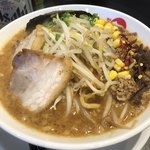 まるとん本舗 - 味噌豚ラーメン