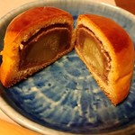 松盛堂 - 栗大名（黒）です